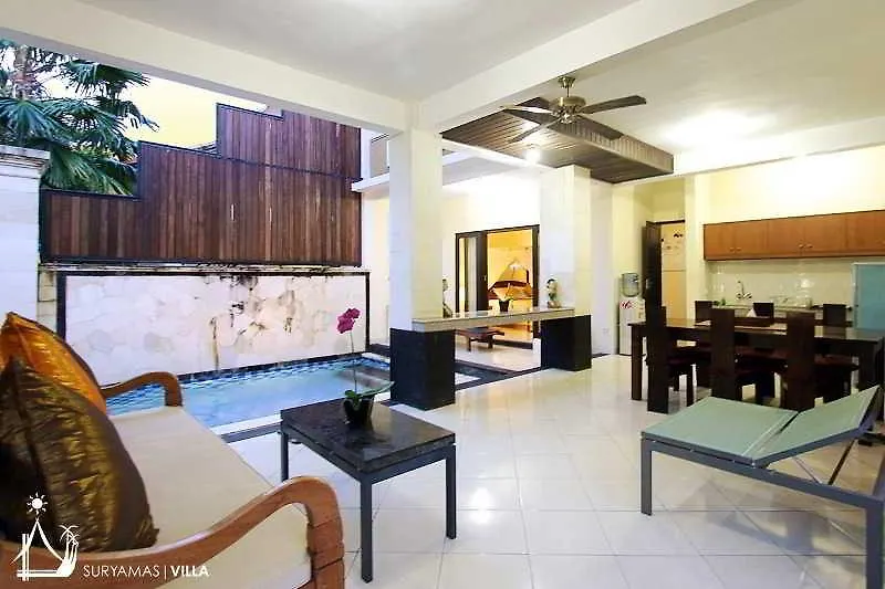 Surya Mas Villa Legian Indonézia