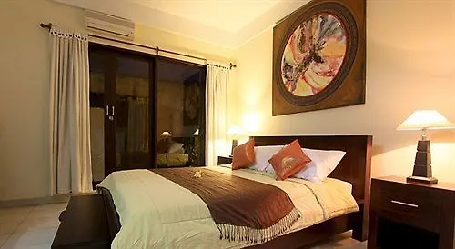Surya Mas Villa Legian 0*, Seminyak Indonézia