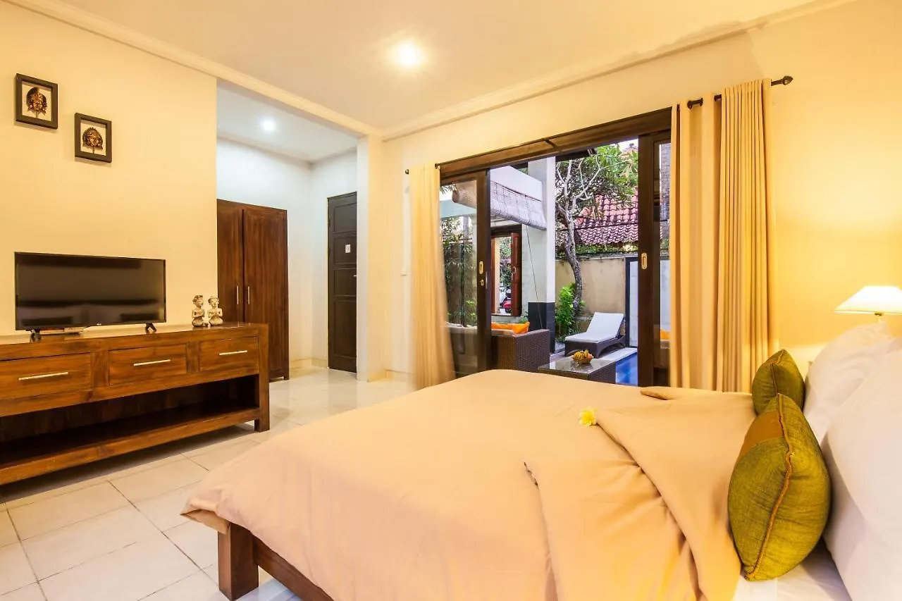 Surya Mas Villa Legian 0*, Seminyak