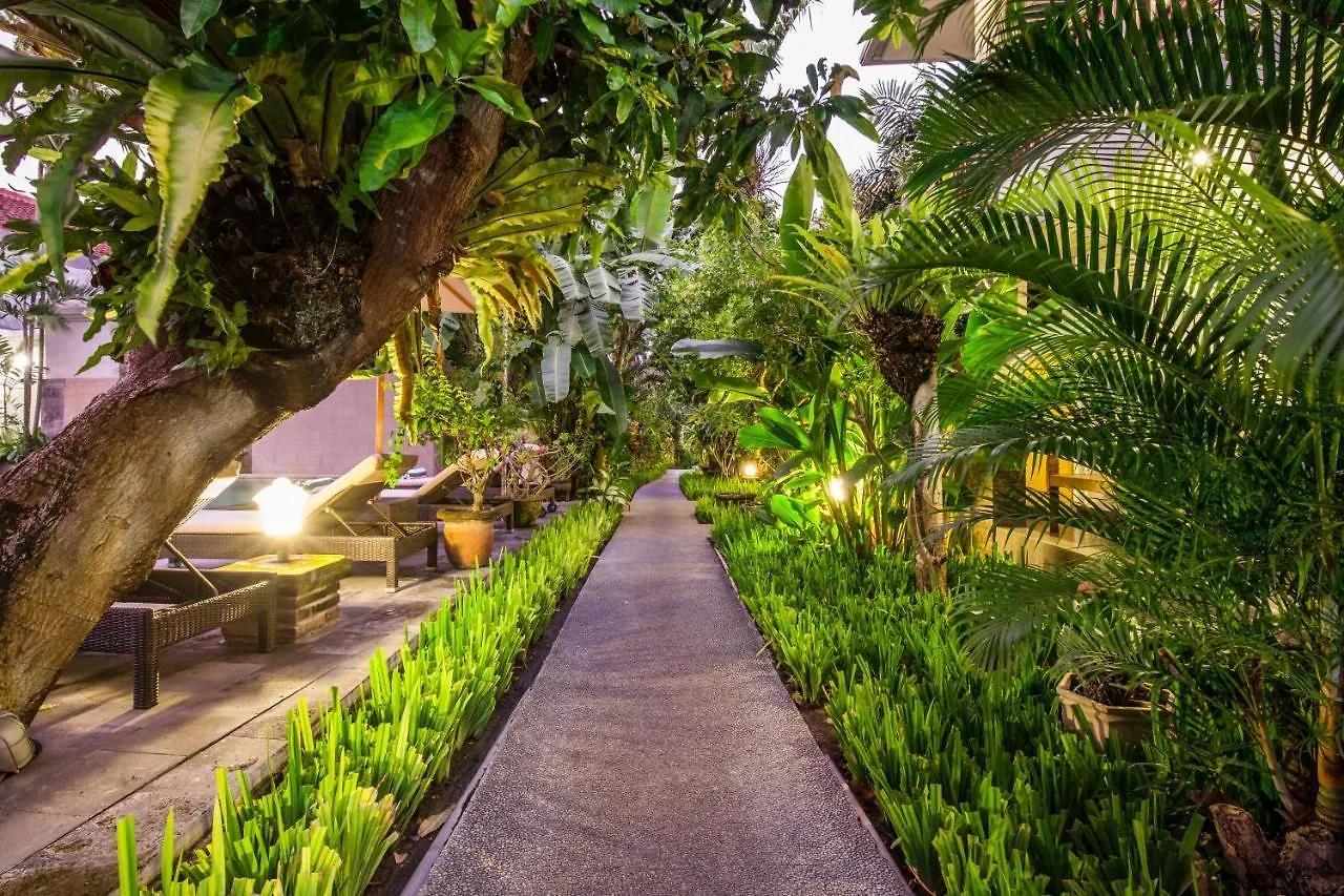 Surya Mas Villa Legian Indonézia