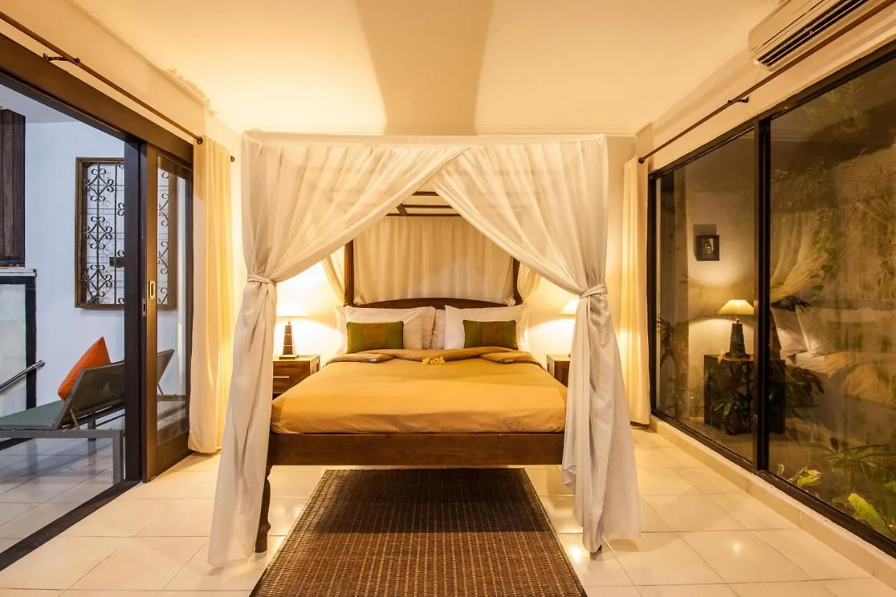 Surya Mas Villa Legian Indonézia
