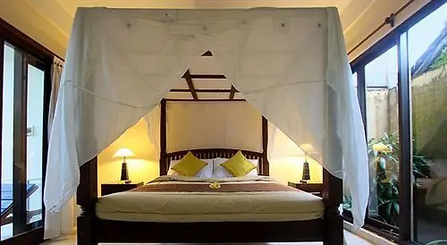 Surya Mas Villa Legian Indonesien